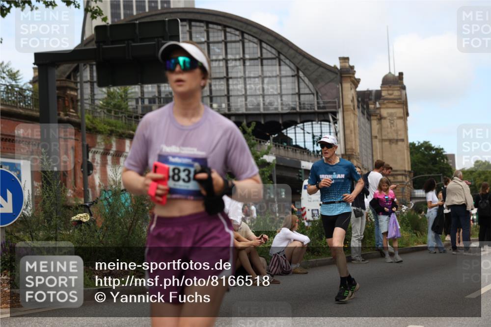 29.06.2025 - hella hamburg halbmarathon Yannick Fuchs http://msf.ph/oto/8166518 29.06.2025 11:18:19 20KM 1131, 1269, 1694, 1939, 3573, 3837, 4834, 5035, 5322, 6287, 6977, 7169, 7248, 7370, 7672, 7978, 8085, 8537, 9259, 9567, 9635, 9714, 9788, 10148, 10162, 10649, 10977, 11249, 13031, 13206, 13584, 14024, 14240, 14421, 14633, 15180, 15343, 15402, 15404, 16586, 16600, 16601, 16604, 16791, 16991, 17699, 18007, 18046, 18417, 18698 meine-sportfotos.de