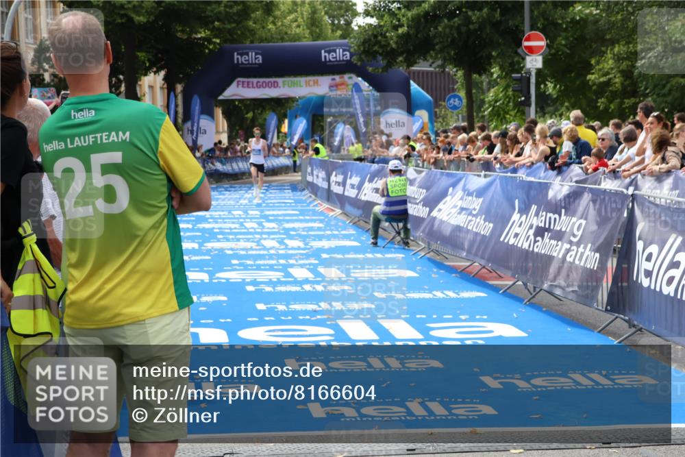 29.06.2025 - hella hamburg halbmarathon Zöllner http://msf.ph/oto/8166604 29.06.2025 10:15:32 Ziel 12673 meine-sportfotos.de