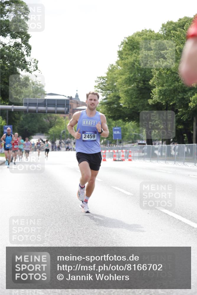 29.06.2025 - hella hamburg halbmarathon Jannik Wohlers http://msf.ph/oto/8166702 29.06.2025 09:41:02 Lombardsbrücke 2459, 7963, 9442, 10234, 11624, 17856, 17886 meine-sportfotos.de