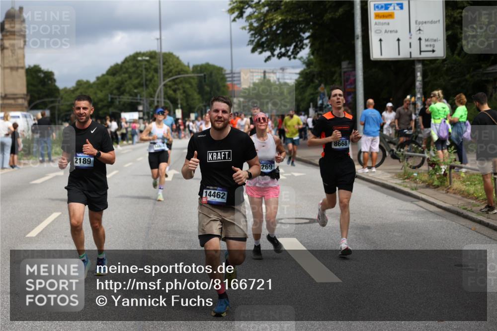 29.06.2025 - hella hamburg halbmarathon Yannick Fuchs http://msf.ph/oto/8166721 29.06.2025 10:40:33 20KM 1139, 1600, 1759, 1920, 2048, 2189, 2842, 3087, 4237, 4345, 4949, 6388, 6460, 6532, 6691, 6700, 7335, 7961, 8269, 8577, 8668, 11094, 11125, 11491, 11773, 11936, 12171, 12269, 12579, 13630, 13782, 14062, 14200, 14228, 14262, 14462, 14722, 14804, 15133, 15206, 15741, 15900, 16127, 16286, 17008, 17190, 17332, 17492, 17892, 19128 meine-sportfotos.de