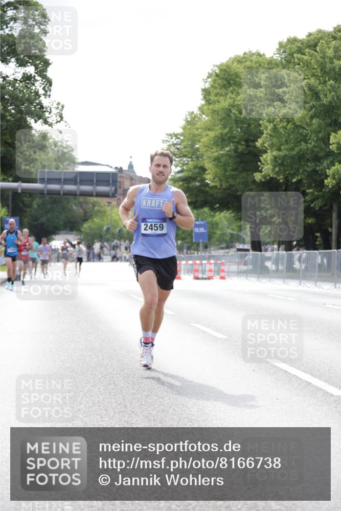 29.06.2025 - hella hamburg halbmarathon Jannik Wohlers http://msf.ph/oto/8166738 29.06.2025 09:41:02 Lombardsbrücke 2459, 7963, 9442, 10234, 11624, 17856, 17886 meine-sportfotos.de
