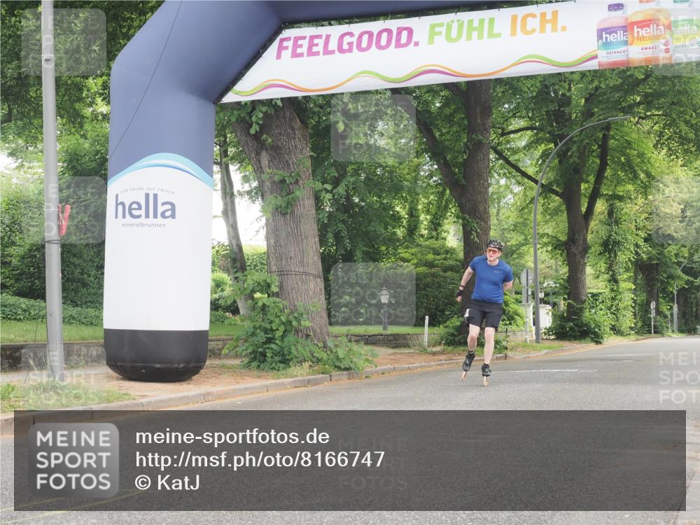 29.06.2025 - hella hamburg halbmarathon KatJ http://msf.ph/oto/8166747 29.06.2025 09:15:51 Zwischen KM18-KM19  meine-sportfotos.de