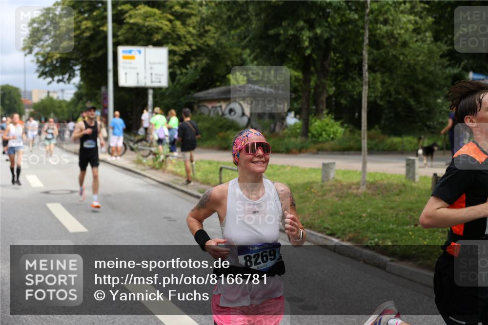29.06.2025 - hella hamburg halbmarathon Yannick Fuchs http://msf.ph/oto/8166781 29.06.2025 10:40:35 20KM 1139, 1600, 1759, 1920, 2048, 2189, 2842, 3087, 4237, 4949, 6388, 6532, 6691, 6700, 7335, 7961, 8269, 8577, 8668, 11094, 11125, 11491, 11773, 12171, 12269, 12579, 12891, 13630, 13782, 14062, 14200, 14228, 14262, 14462, 14722, 14804, 15133, 15149, 15157, 15206, 15741, 15900, 16127, 16286, 17008, 17190, 17281, 17332, 17492, 17892, 18118, 19128 meine-sportfotos.de