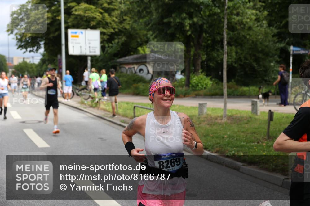 29.06.2025 - hella hamburg halbmarathon Yannick Fuchs http://msf.ph/oto/8166787 29.06.2025 10:40:35 20KM 1139, 1600, 1759, 1920, 2048, 2189, 2842, 3087, 4237, 4949, 6388, 6532, 6691, 6700, 7335, 7961, 8269, 8577, 8668, 11094, 11125, 11491, 11773, 12171, 12269, 12579, 12891, 13630, 13782, 14062, 14200, 14228, 14262, 14462, 14722, 14804, 15133, 15149, 15157, 15206, 15741, 15900, 16127, 16286, 17008, 17190, 17281, 17332, 17492, 17892, 18118, 19128 meine-sportfotos.de