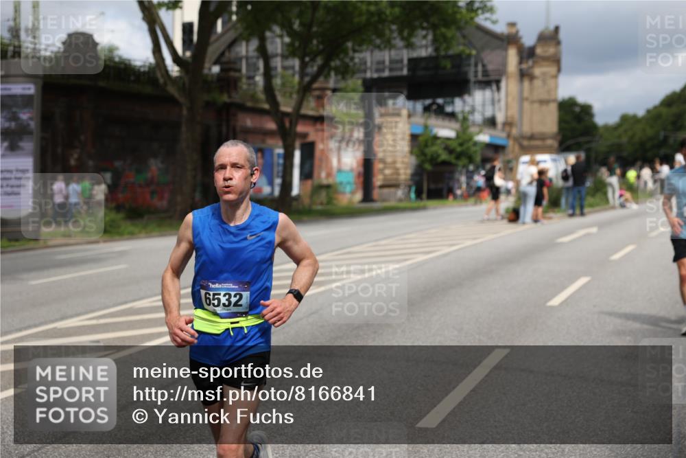 29.06.2025 - hella hamburg halbmarathon Yannick Fuchs http://msf.ph/oto/8166841 29.06.2025 10:40:36 20KM 1139, 1600, 1759, 1920, 2048, 2189, 2842, 3087, 4237, 4497, 4949, 6388, 6532, 6691, 6700, 7335, 7961, 8269, 8577, 8668, 9529, 11094, 11125, 11185, 11491, 11773, 12171, 12269, 12579, 12891, 13630, 13782, 14062, 14200, 14228, 14262, 14462, 14722, 14804, 15133, 15149, 15157, 15206, 15741, 15900, 16127, 16286, 17008, 17190, 17281, 17332, 17492, 17892, 18118, 19128 meine-sportfotos.de