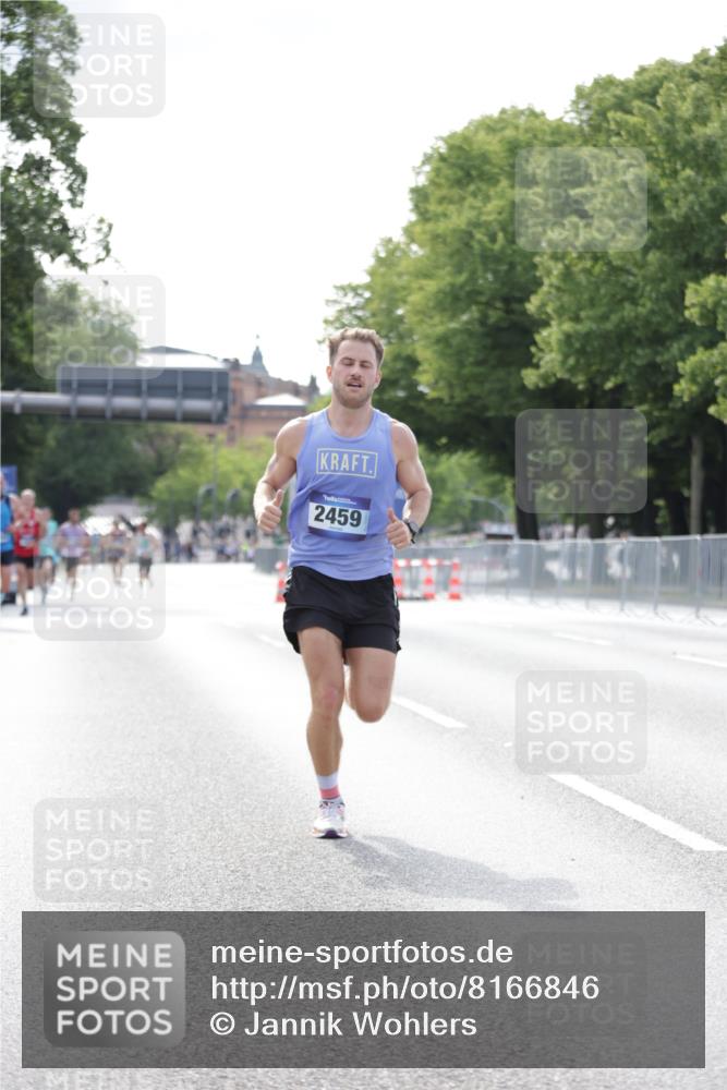 29.06.2025 - hella hamburg halbmarathon Jannik Wohlers http://msf.ph/oto/8166846 29.06.2025 09:41:02 Lombardsbrücke 2459, 7963, 9442, 10234, 11624, 17856, 17886 meine-sportfotos.de