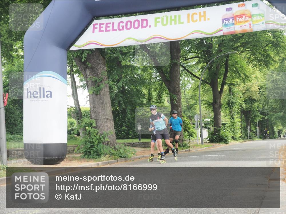 29.06.2025 - hella hamburg halbmarathon KatJ http://msf.ph/oto/8166999 29.06.2025 09:16:22 Zwischen KM18-KM19  meine-sportfotos.de