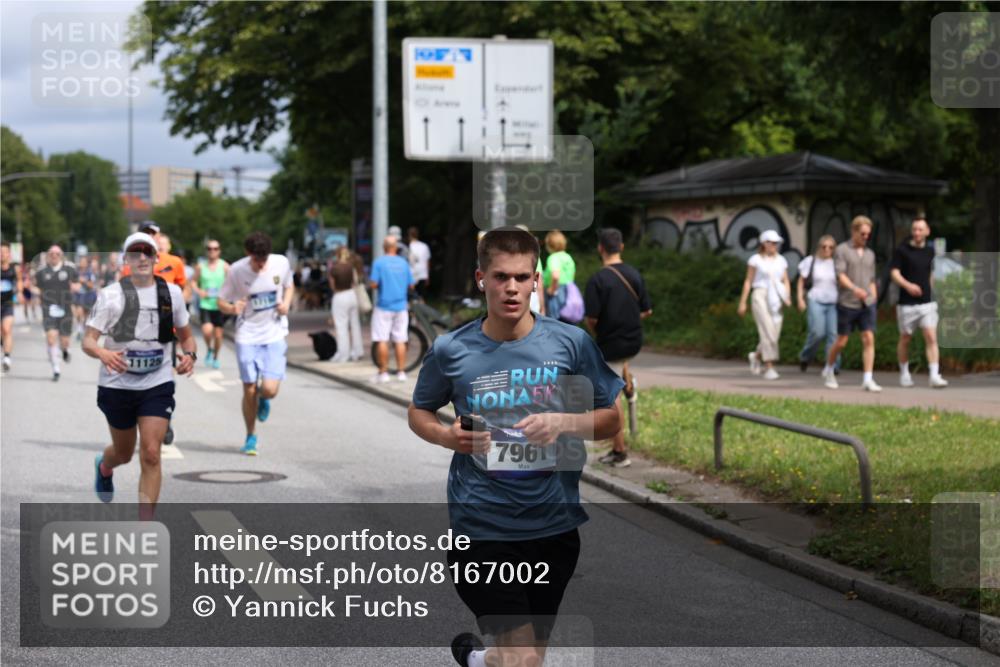 29.06.2025 - hella hamburg halbmarathon Yannick Fuchs http://msf.ph/oto/8167002 29.06.2025 10:40:41 20KM 1139, 1759, 2842, 3087, 4091, 4237, 4497, 4949, 5459, 6388, 6421, 6532, 6691, 6700, 6978, 7335, 7961, 8142, 8482, 8577, 8981, 9232, 9386, 9529, 9786, 11094, 11125, 11185, 11491, 12171, 12269, 12579, 12651, 12891, 13630, 13698, 13782, 13940, 14045, 14062, 14262, 14541, 14722, 14804, 15133, 15149, 15157, 15206, 15900, 16127, 16286, 17008, 17190, 17281, 17332, 17461, 17492, 17892, 18118, 19128 meine-sportfotos.de