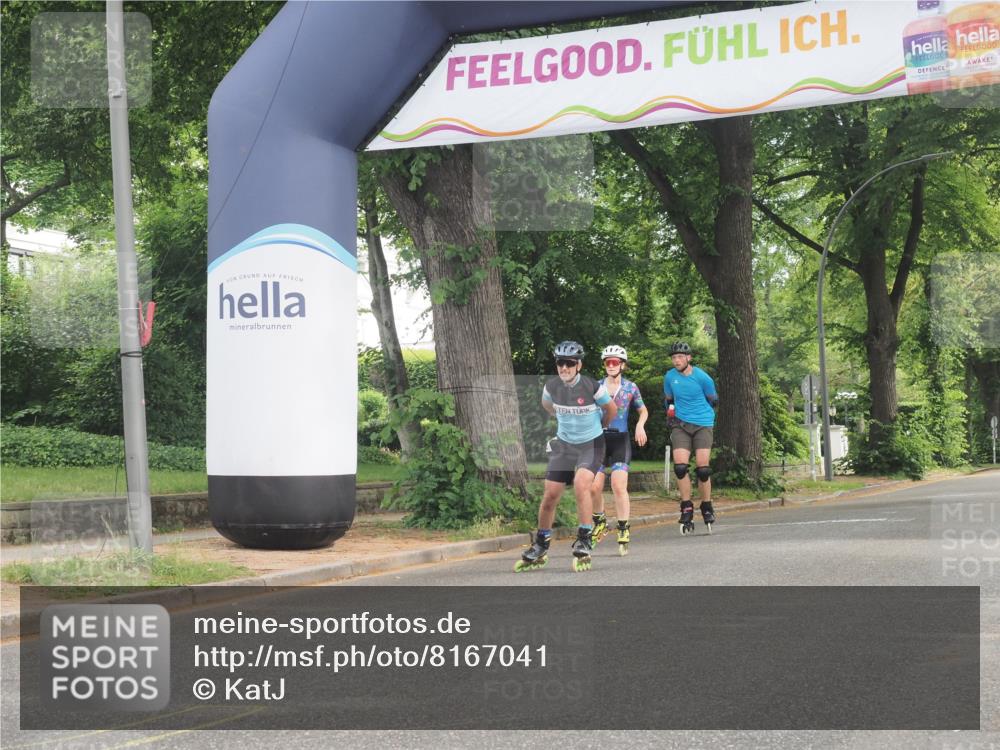 29.06.2025 - hella hamburg halbmarathon KatJ http://msf.ph/oto/8167041 29.06.2025 09:16:22 Zwischen KM18-KM19  meine-sportfotos.de