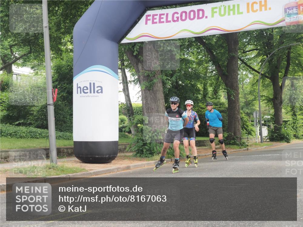 29.06.2025 - hella hamburg halbmarathon KatJ http://msf.ph/oto/8167063 29.06.2025 09:16:23 Zwischen KM18-KM19  meine-sportfotos.de