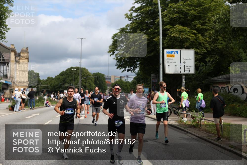 29.06.2025 - hella hamburg halbmarathon Yannick Fuchs http://msf.ph/oto/8167152 29.06.2025 10:40:45 20KM 1139, 1759, 2842, 3087, 4091, 4237, 4497, 4949, 5459, 6388, 6421, 6691, 6700, 6978, 7335, 7961, 8023, 8142, 8482, 8981, 9232, 9386, 9529, 9786, 11125, 11185, 11491, 12171, 12269, 12579, 12651, 12891, 13630, 13698, 13782, 13940, 14045, 14262, 14541, 14722, 15133, 15149, 15157, 15206, 15900, 16081, 16127, 16286, 17008, 17190, 17281, 17332, 17353, 17461, 17492, 17865, 17892, 18118, 19128 meine-sportfotos.de