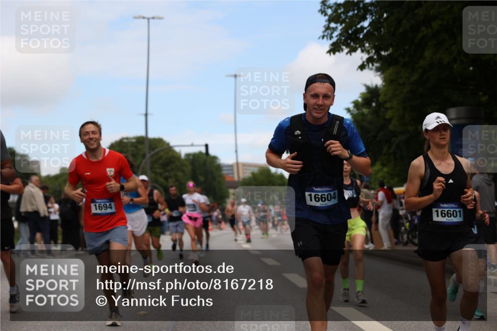 29.06.2025 - hella hamburg halbmarathon Yannick Fuchs http://msf.ph/oto/8167218 29.06.2025 11:18:25 20KM 1131, 1269, 1694, 1939, 3573, 4834, 5322, 6287, 6899, 6977, 7248, 7832, 8537, 9259, 9567, 9635, 9714, 9788, 10148, 10162, 10649, 10966, 11249, 13031, 13206, 13584, 13810, 14240, 14421, 14633, 15180, 15402, 15404, 16586, 16601, 16604, 16791, 16863, 16991, 18046, 18210, 18698 meine-sportfotos.de