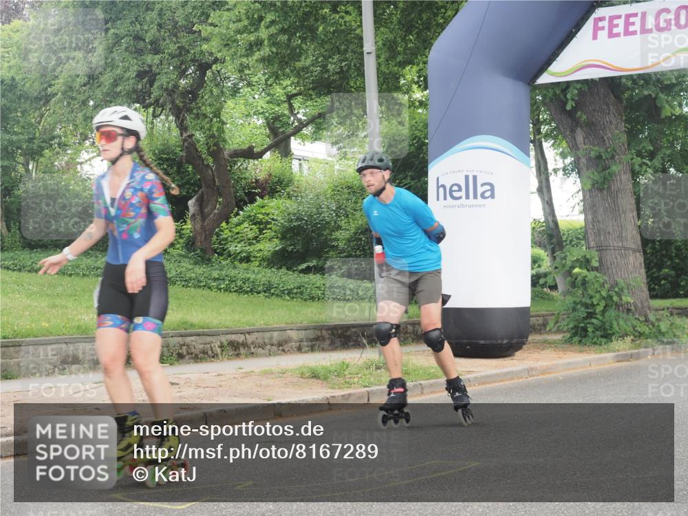 29.06.2025 - hella hamburg halbmarathon KatJ http://msf.ph/oto/8167289 29.06.2025 09:16:24 Zwischen KM18-KM19  meine-sportfotos.de