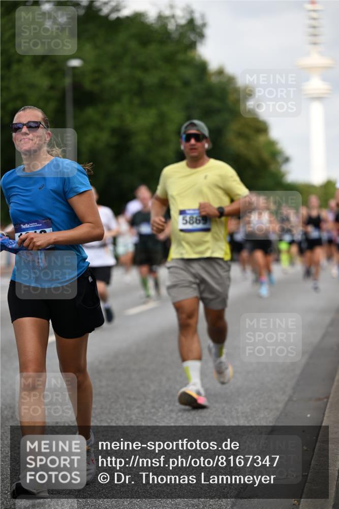 29.06.2025 - hella hamburg halbmarathon Dr. Thomas Lammeyer http://msf.ph/oto/8167347 29.06.2025 10:09:25 Kennedybrücke 1213, 1863, 2298, 3071, 3578, 4014, 4220, 4394, 5073, 5869, 6059, 6907, 6908, 7826, 8316, 8999, 9007, 9019, 9075, 9165, 9361, 9559, 9680, 10694 meine-sportfotos.de