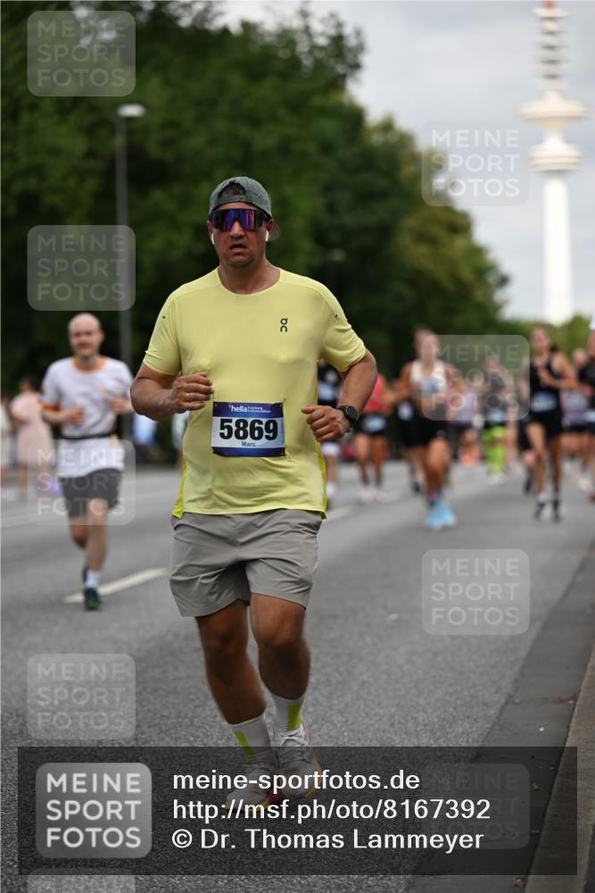 29.06.2025 - hella hamburg halbmarathon Dr. Thomas Lammeyer http://msf.ph/oto/8167392 29.06.2025 10:09:26 Kennedybrücke 1213, 1863, 2298, 3071, 3578, 4014, 4220, 4394, 5073, 5869, 6059, 6907, 6908, 7826, 8316, 8999, 9007, 9019, 9075, 9165, 9361, 9559, 9680, 10694 meine-sportfotos.de