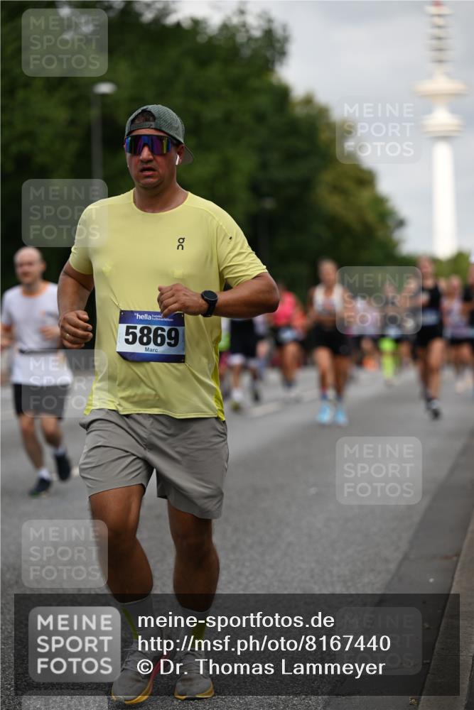 29.06.2025 - hella hamburg halbmarathon Dr. Thomas Lammeyer http://msf.ph/oto/8167440 29.06.2025 10:09:26 Kennedybrücke 1213, 1863, 2298, 3071, 3578, 4014, 4220, 4394, 5073, 5869, 6059, 6907, 6908, 7826, 8316, 8999, 9007, 9019, 9075, 9165, 9361, 9559, 9680, 10694 meine-sportfotos.de
