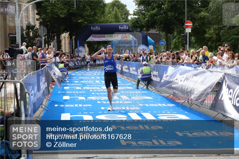 29.06.2025 - hella hamburg halbmarathon Zöllner http://msf.ph/oto/8167628 29.06.2025 10:18:50 Ziel 6380, 15495 meine-sportfotos.de