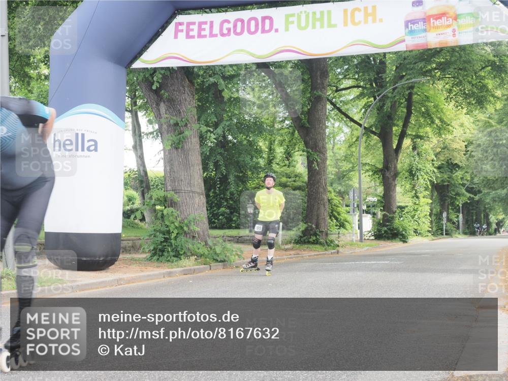 29.06.2025 - hella hamburg halbmarathon KatJ http://msf.ph/oto/8167632 29.06.2025 09:16:35 Zwischen KM18-KM19  meine-sportfotos.de