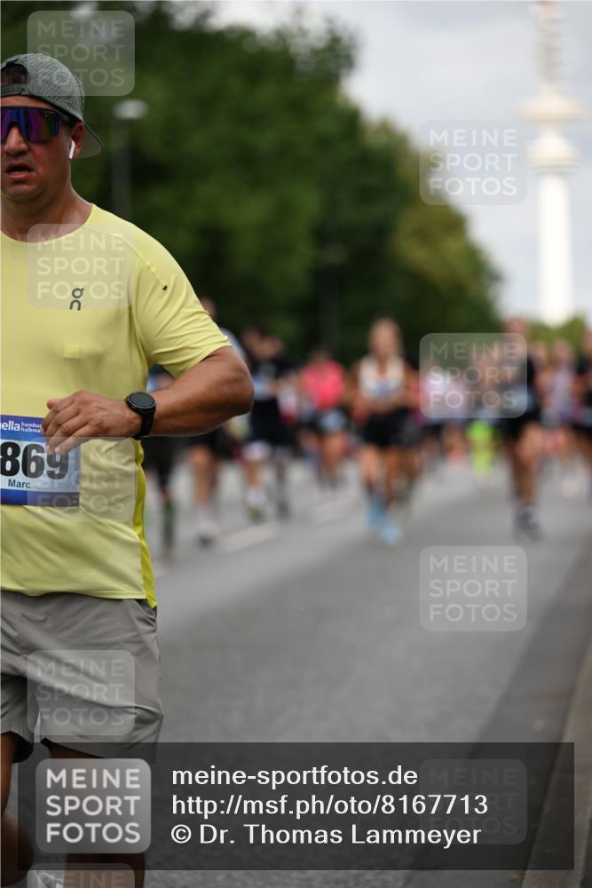 29.06.2025 - hella hamburg halbmarathon Dr. Thomas Lammeyer http://msf.ph/oto/8167713 29.06.2025 10:09:27 Kennedybrücke 1213, 1863, 2298, 3071, 3578, 4014, 4220, 4394, 4782, 5073, 5869, 6059, 6907, 6908, 7826, 8316, 8727, 8999, 9007, 9019, 9075, 9165, 9361, 9559, 9680, 10694 meine-sportfotos.de