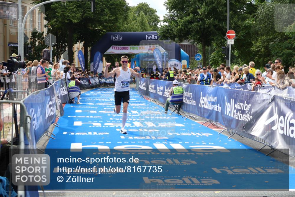29.06.2025 - hella hamburg halbmarathon Zöllner http://msf.ph/oto/8167735 29.06.2025 10:18:57 Ziel 6380, 11342 meine-sportfotos.de