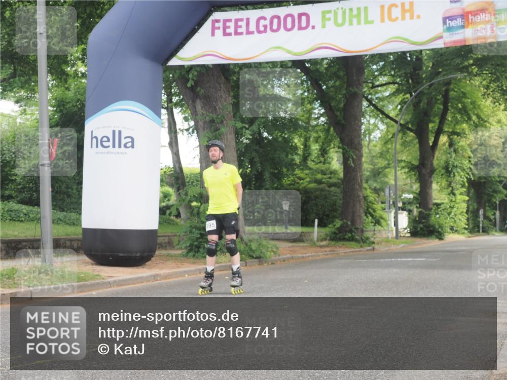 29.06.2025 - hella hamburg halbmarathon KatJ http://msf.ph/oto/8167741 29.06.2025 09:16:35 Zwischen KM18-KM19  meine-sportfotos.de