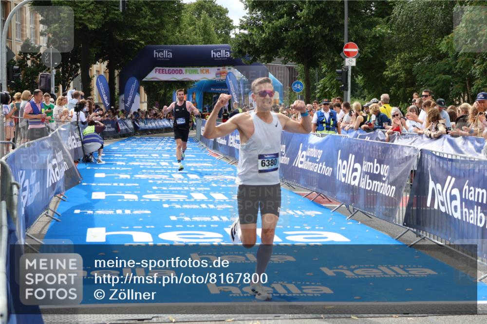 29.06.2025 - hella hamburg halbmarathon Zöllner http://msf.ph/oto/8167800 29.06.2025 10:18:58 Ziel 6380, 11342 meine-sportfotos.de