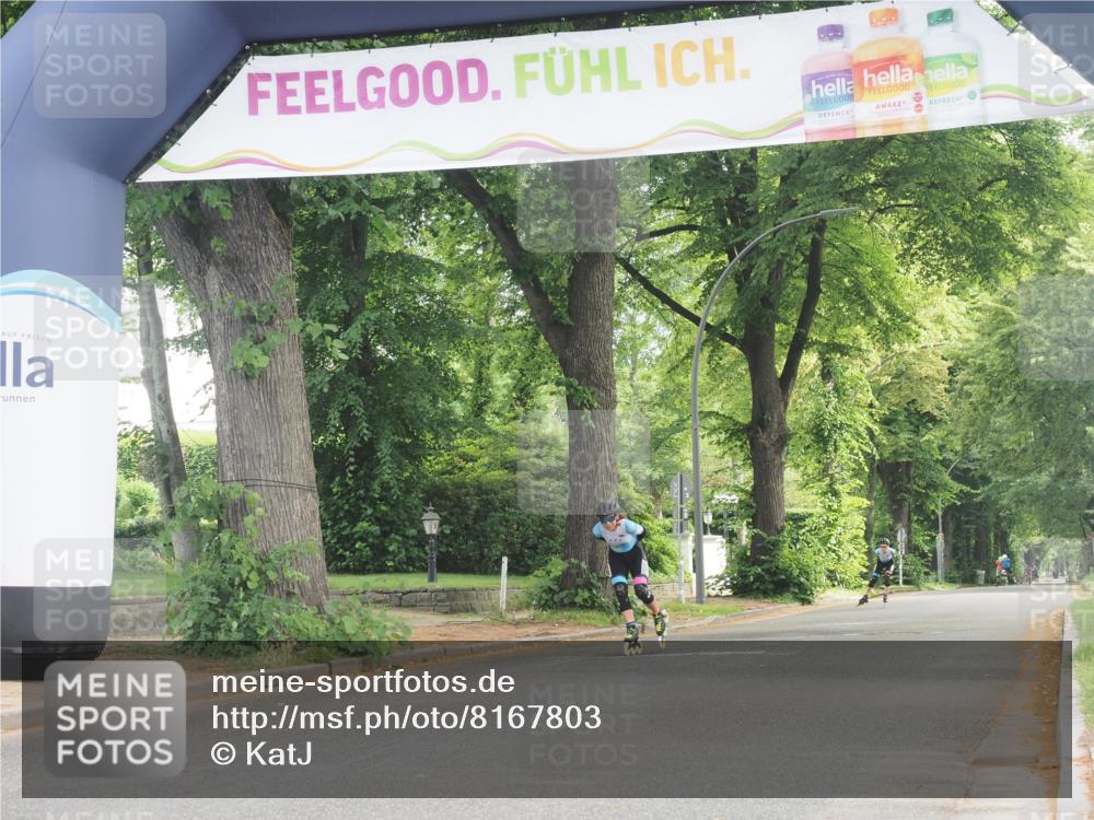 29.06.2025 - hella hamburg halbmarathon KatJ http://msf.ph/oto/8167803 29.06.2025 09:16:45 Zwischen KM18-KM19  meine-sportfotos.de