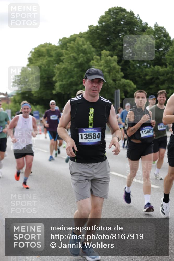 29.06.2025 - hella hamburg halbmarathon Jannik Wohlers http://msf.ph/oto/8167919 29.06.2025 10:21:05 Lombardsbrücke 1072, 1401, 2271, 2635, 2815, 3122, 3770, 3817, 3825, 3826, 4697, 4786, 5122, 5373, 5395, 5412, 5493, 5759, 6103, 6844, 7375, 7522, 7553, 7781, 8095, 8286, 8896, 9100, 9369, 9483, 9499, 9532, 9624, 10374, 10874, 10921, 11117, 11610, 12018, 12041, 12368, 13093, 13584, 13937, 14118, 14278, 14664, 15267, 15404, 15603, 15752, 15869, 16045, 16107, 17799, 17961, 17969, 18378, 18851, 19012 meine-sportfotos.de