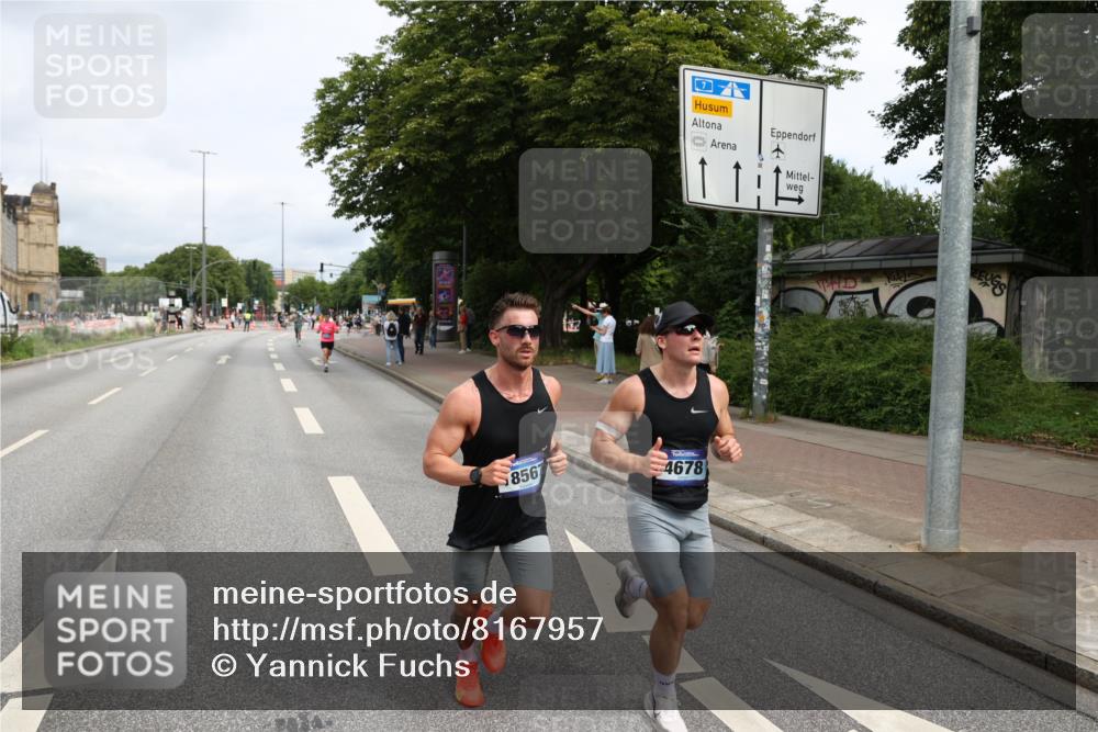 29.06.2025 - hella hamburg halbmarathon Yannick Fuchs http://msf.ph/oto/8167957 29.06.2025 10:23:05 20KM 1122, 3075, 4678, 5367, 7651, 8731, 10106, 12529, 13383, 15576, 16377, 17354, 18567, 18832 meine-sportfotos.de