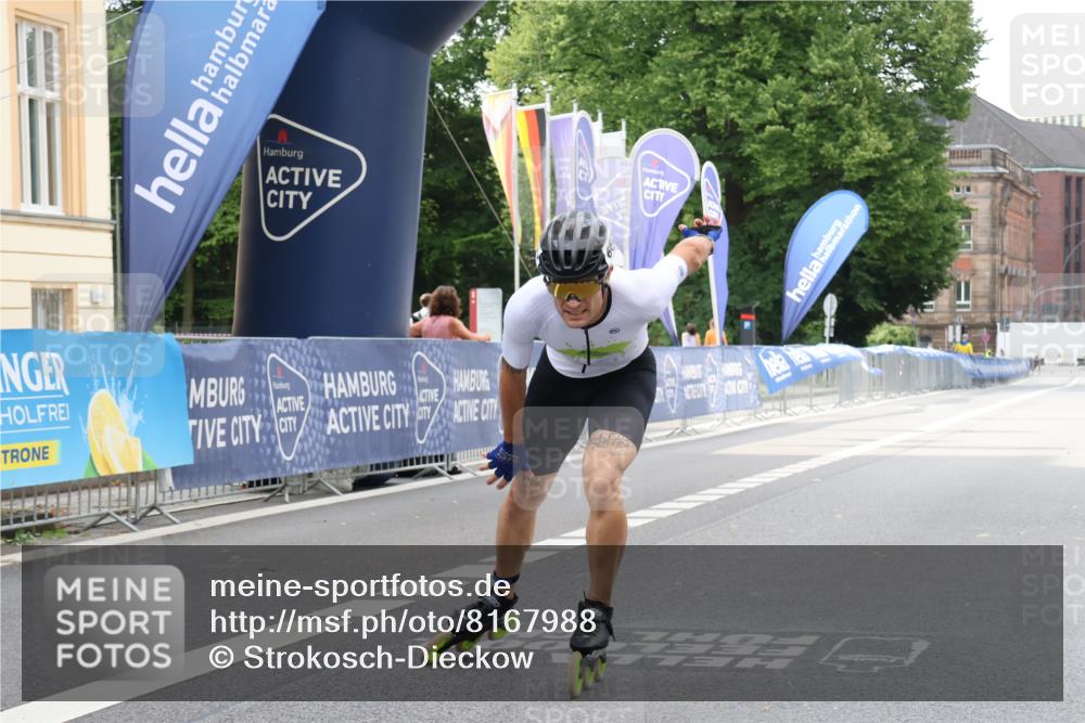 29.06.2025 - hella hamburg halbmarathon Strokosch-Dieckow http://msf.ph/oto/8167988 29.06.2025 09:06:26 Ziel 20025, 20392, 20459 meine-sportfotos.de