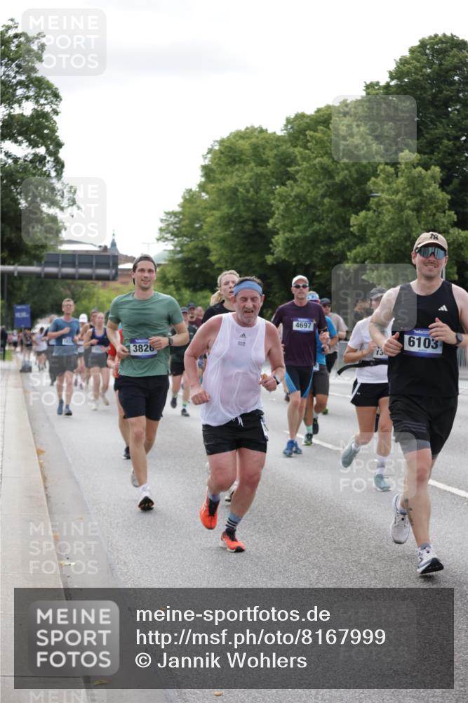 29.06.2025 - hella hamburg halbmarathon Jannik Wohlers http://msf.ph/oto/8167999 29.06.2025 10:21:06 Lombardsbrücke 1072, 1401, 2271, 2635, 2815, 3122, 3770, 3817, 3825, 3826, 4697, 4786, 5122, 5373, 5395, 5412, 5493, 5759, 5957, 6086, 6103, 6844, 7375, 7522, 7553, 7781, 8095, 8286, 8896, 9100, 9369, 9483, 9499, 9532, 9624, 10374, 10874, 10921, 11117, 11610, 12018, 12041, 12368, 12402, 13093, 13584, 13937, 14118, 14278, 14664, 15267, 15404, 15603, 15752, 15869, 16045, 16107, 17799, 17961, 17969, 18378, 18851, 19012 meine-sportfotos.de