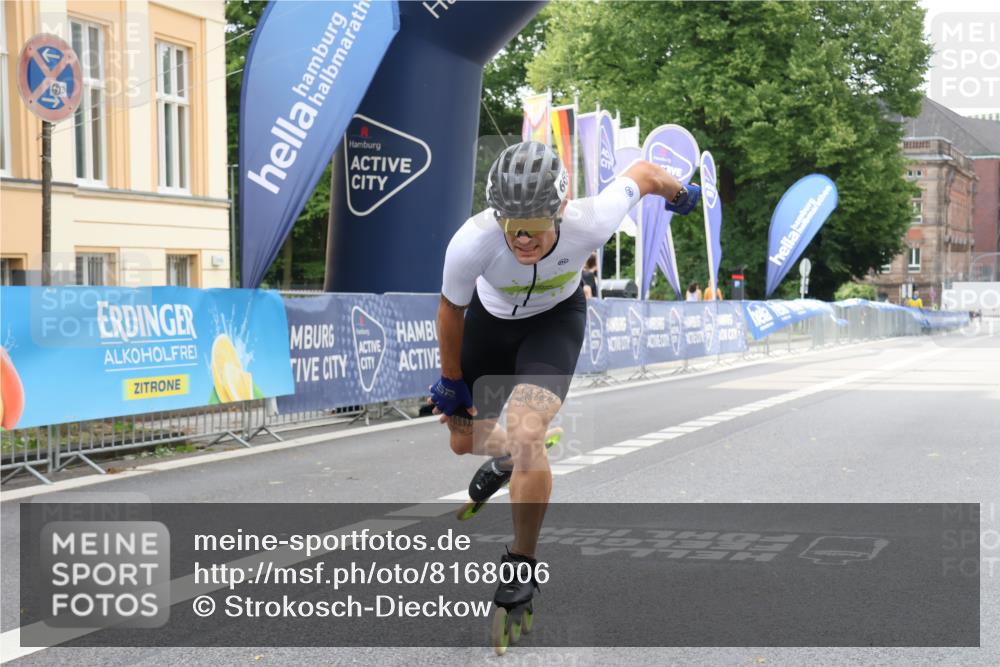 29.06.2025 - hella hamburg halbmarathon Strokosch-Dieckow http://msf.ph/oto/8168006 29.06.2025 09:06:27 Ziel 20025, 20459 meine-sportfotos.de