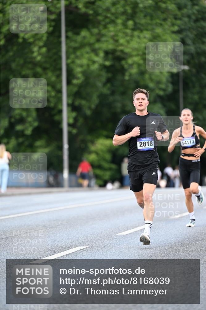 29.06.2025 - hella hamburg halbmarathon Dr. Thomas Lammeyer http://msf.ph/oto/8168039 29.06.2025 09:45:27 Kennedybrücke 2604, 10485 meine-sportfotos.de