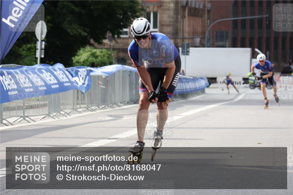 29.06.2025 - hella hamburg halbmarathon Strokosch-Dieckow http://msf.ph/oto/8168047 29.06.2025 09:06:29 Ziel 20025, 20459 meine-sportfotos.de