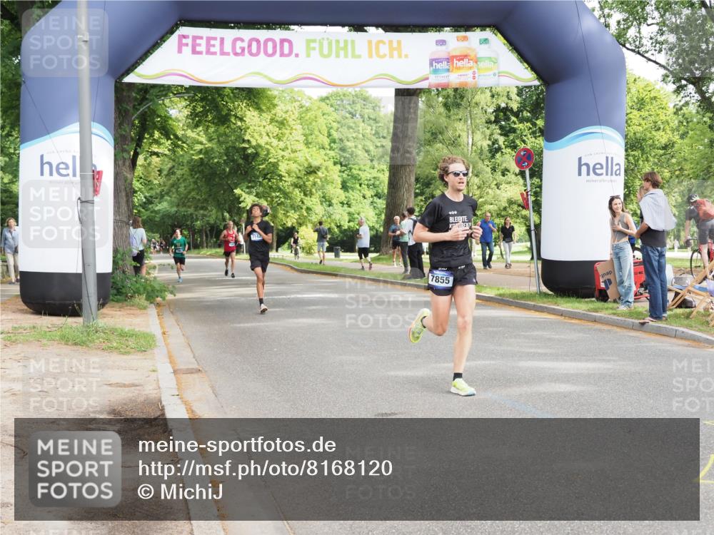 29.06.2025 - hella hamburg halbmarathon MichiJ http://msf.ph/oto/8168120 29.06.2025 10:14:33 Zwischen KM18-KM19 7331, 9269, 14753, 17614, 18569, 19041 meine-sportfotos.de