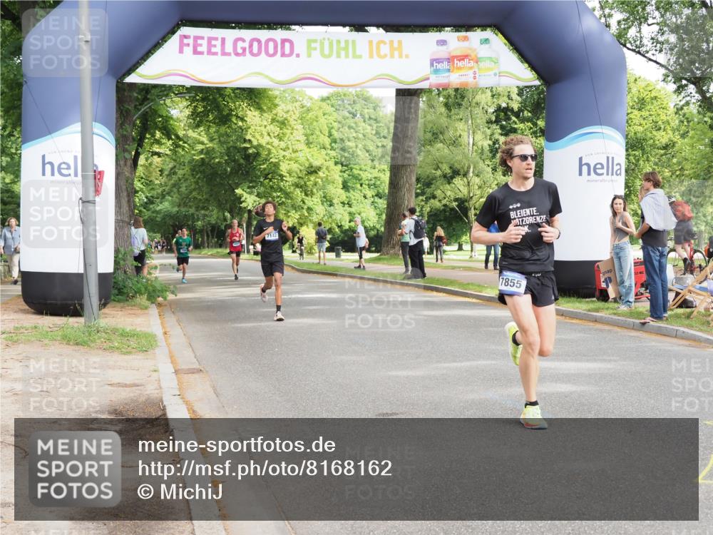 29.06.2025 - hella hamburg halbmarathon MichiJ http://msf.ph/oto/8168162 29.06.2025 10:14:34 Zwischen KM18-KM19 7331, 7855, 9269, 14753, 17614, 19041 meine-sportfotos.de