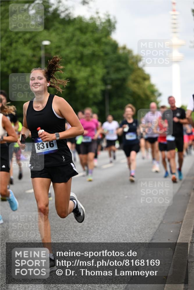 29.06.2025 - hella hamburg halbmarathon Dr. Thomas Lammeyer http://msf.ph/oto/8168169 29.06.2025 10:09:31 Kennedybrücke 1213, 1863, 2298, 3071, 3578, 4014, 4220, 4394, 4782, 4868, 5073, 5869, 6059, 7826, 8316, 8727, 8999, 9007, 9019, 9075, 9165, 9361, 9559, 9680, 9736, 9737, 10694 meine-sportfotos.de