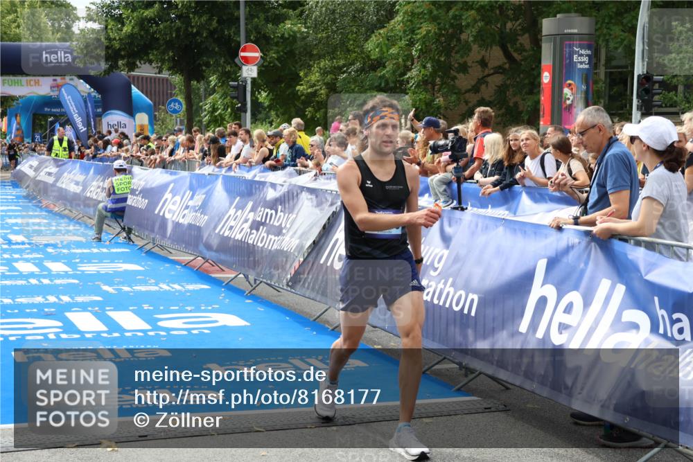 29.06.2025 - hella hamburg halbmarathon Zöllner http://msf.ph/oto/8168177 29.06.2025 10:19:29 Ziel 2659, 13016 meine-sportfotos.de