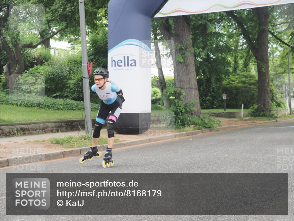 29.06.2025 - hella hamburg halbmarathon KatJ http://msf.ph/oto/8168179 29.06.2025 09:16:51 Zwischen KM18-KM19  meine-sportfotos.de