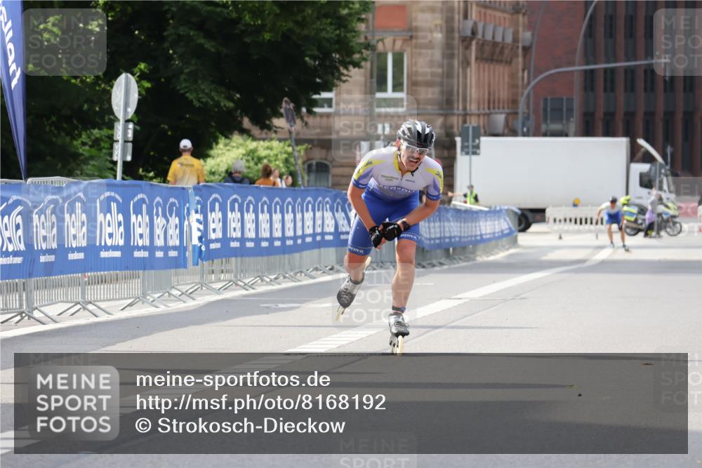 29.06.2025 - hella hamburg halbmarathon Strokosch-Dieckow http://msf.ph/oto/8168192 29.06.2025 09:06:44 Ziel 20471, 20482 meine-sportfotos.de