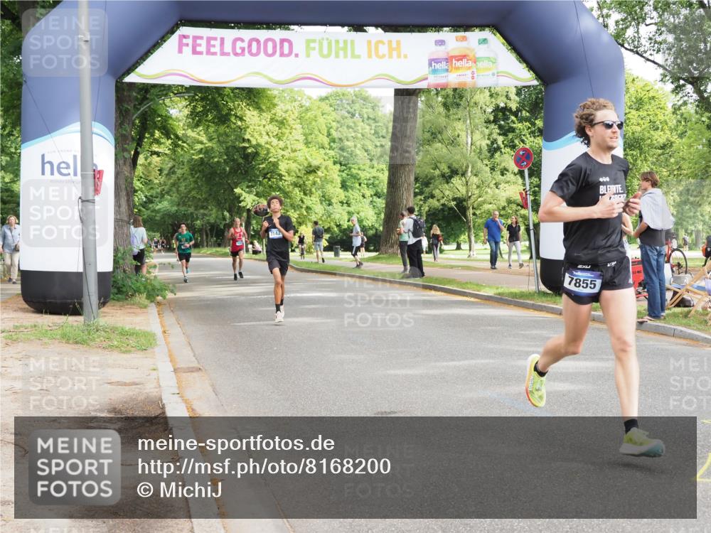 29.06.2025 - hella hamburg halbmarathon MichiJ http://msf.ph/oto/8168200 29.06.2025 10:14:34 Zwischen KM18-KM19 7331, 7855, 9269, 14753, 17614, 19041 meine-sportfotos.de