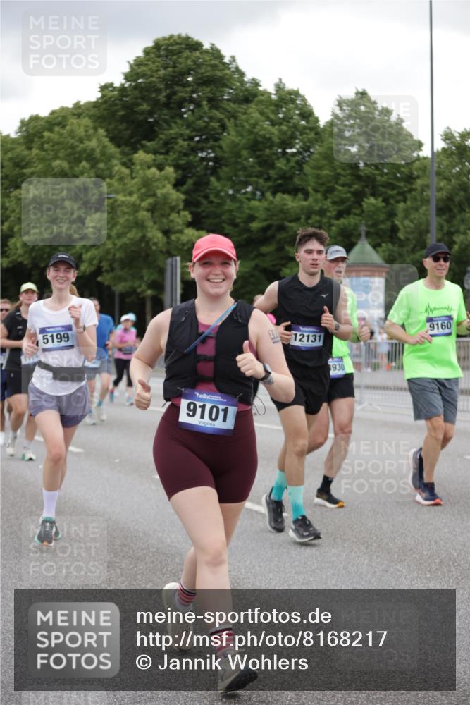 29.06.2025 - hella hamburg halbmarathon Jannik Wohlers http://msf.ph/oto/8168217 29.06.2025 11:05:50 Lombardsbrücke 1124, 2139, 3609, 4003, 4384, 4460, 5006, 5199, 6409, 6484, 6741, 7979, 8412, 8804, 9101, 9160, 9278, 9281, 9285, 11138, 11189, 11386, 11941, 11946, 12131, 12241, 12358, 12586, 12689, 13169, 13304, 13682, 13930, 14539, 14749, 15798, 15811, 16515, 16557, 17564, 17565, 17716, 17947, 17972, 18005, 18441, 18991, 19082 meine-sportfotos.de