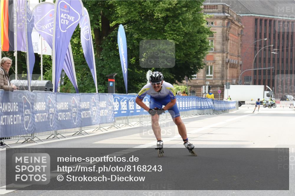 29.06.2025 - hella hamburg halbmarathon Strokosch-Dieckow http://msf.ph/oto/8168243 29.06.2025 09:06:46 Ziel 20471, 20482 meine-sportfotos.de