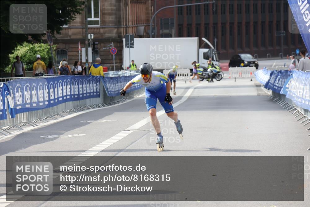 29.06.2025 - hella hamburg halbmarathon Strokosch-Dieckow http://msf.ph/oto/8168315 29.06.2025 09:06:55 Ziel 20471 meine-sportfotos.de