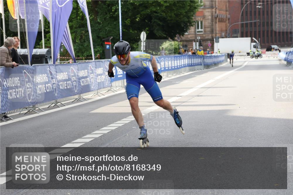 29.06.2025 - hella hamburg halbmarathon Strokosch-Dieckow http://msf.ph/oto/8168349 29.06.2025 09:06:57 Ziel 20471, 20479 meine-sportfotos.de