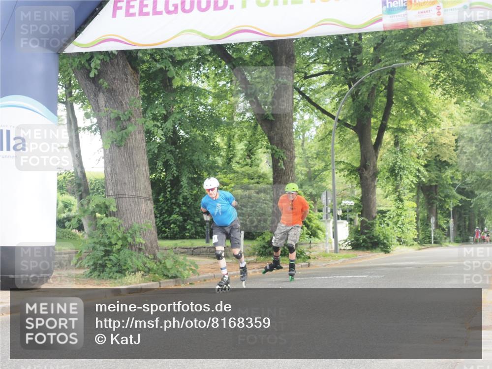 29.06.2025 - hella hamburg halbmarathon KatJ http://msf.ph/oto/8168359 29.06.2025 09:17:01 Zwischen KM18-KM19  meine-sportfotos.de