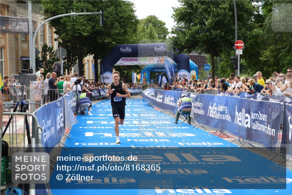 29.06.2025 - hella hamburg halbmarathon Zöllner http://msf.ph/oto/8168365 29.06.2025 10:19:52 Ziel 4524 meine-sportfotos.de