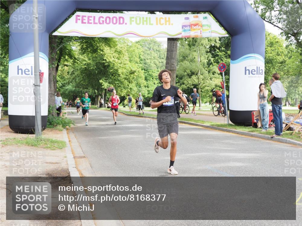 29.06.2025 - hella hamburg halbmarathon MichiJ http://msf.ph/oto/8168377 29.06.2025 10:14:36 Zwischen KM18-KM19 7142, 7331, 7855, 9269, 14753, 17614, 19041 meine-sportfotos.de