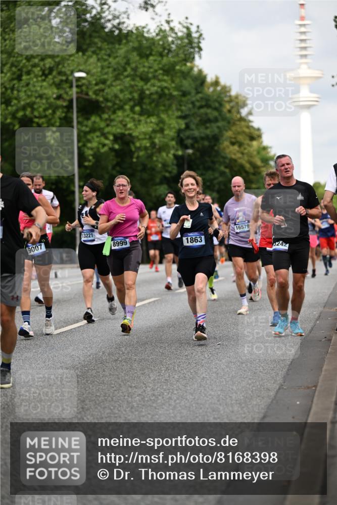 29.06.2025 - hella hamburg halbmarathon Dr. Thomas Lammeyer http://msf.ph/oto/8168398 29.06.2025 10:09:32 Kennedybrücke 1213, 1863, 2298, 3071, 3578, 4014, 4220, 4782, 4868, 5073, 5869, 6059, 7826, 8316, 8727, 8999, 9007, 9019, 9075, 9165, 9361, 9559, 9680, 9736, 9737, 9738, 10694 meine-sportfotos.de