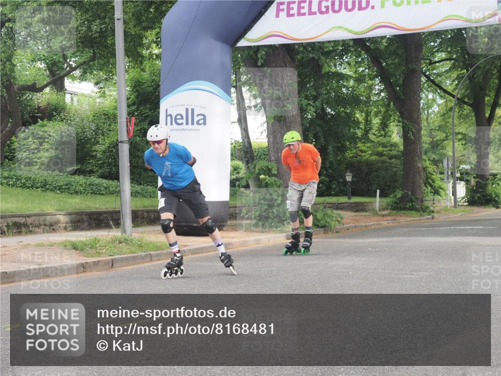 29.06.2025 - hella hamburg halbmarathon KatJ http://msf.ph/oto/8168481 29.06.2025 09:17:03 Zwischen KM18-KM19  meine-sportfotos.de